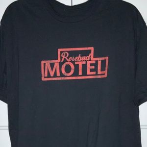 Retro graphic tee